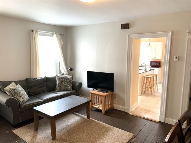 501 Spring Street 1, Newport, RI 02840