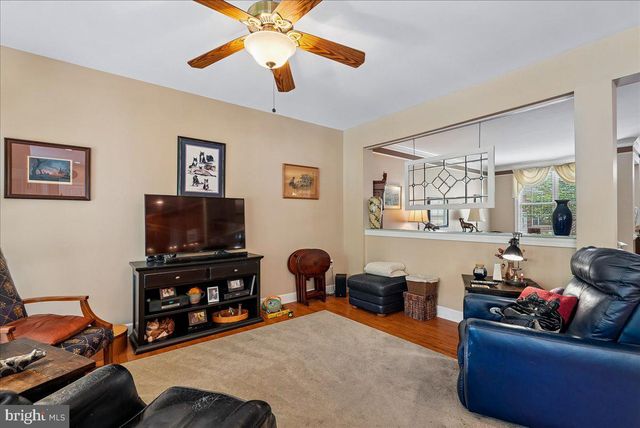 43430 WILD DUNES SQ, Leesburg, VA 20176