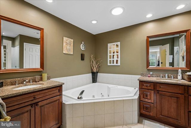 43430 WILD DUNES SQ, Leesburg, VA 20176