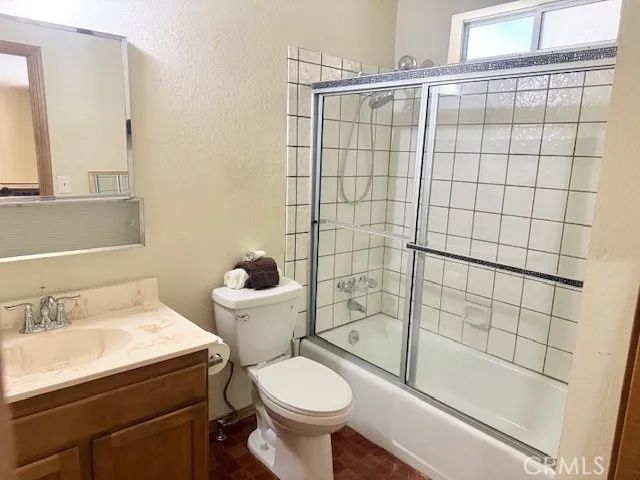 551 community Drive, Lake Arrowhead, CA 92352