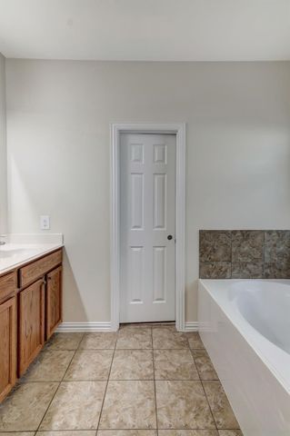 1641 Quail Grove Drive, Fort Worth, TX 76177