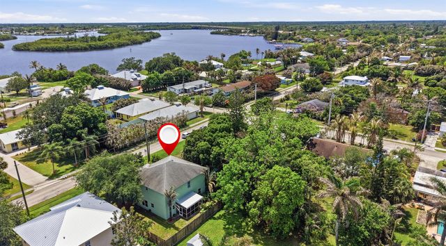 2750 SW Cornell Avenue, Palm City, FL 34990