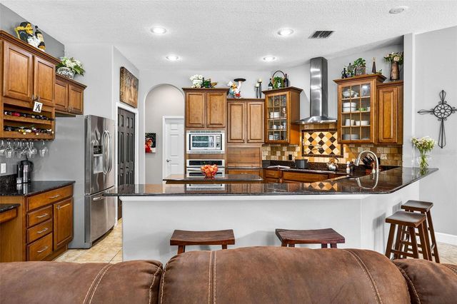 13887 GAVIN ROAD, Dover, FL 33527