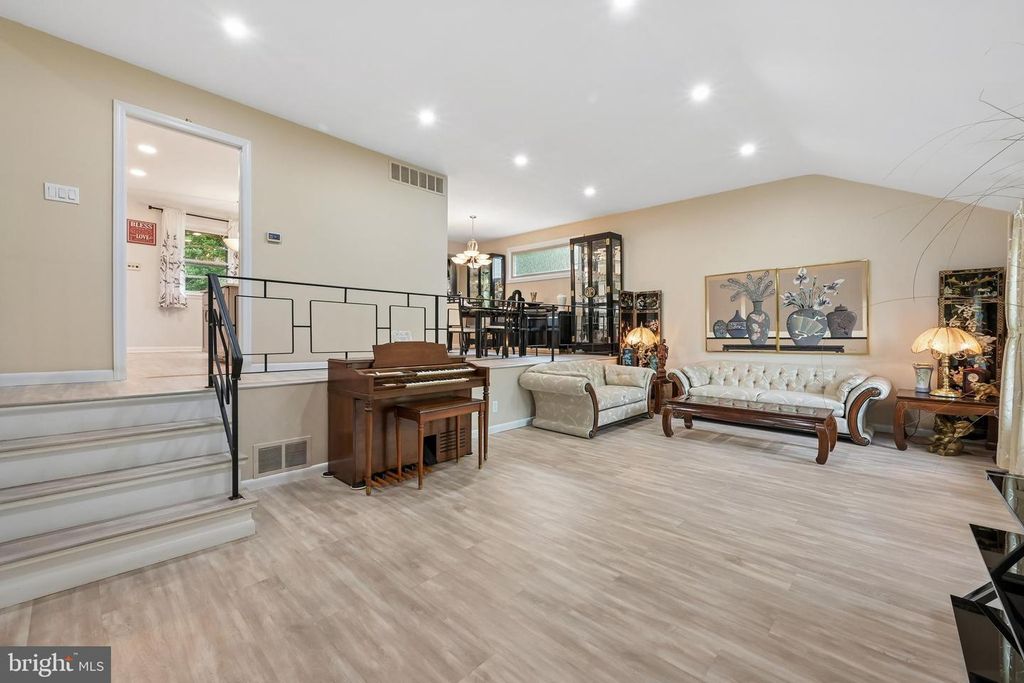 1029 CHELTEN PKWY, CHERRY HILL, NJ 08034 — photo 3