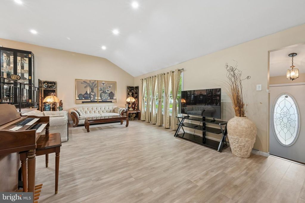 1029 CHELTEN PKWY, CHERRY HILL, NJ 08034 — photo 4