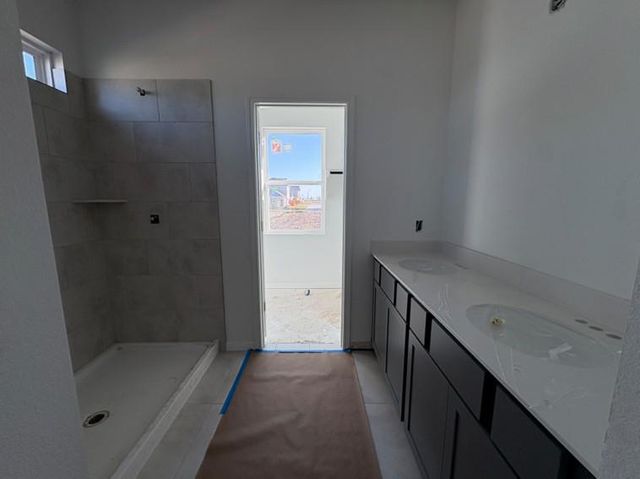 116 Cherry Blossom LN, Taylor, TX 76574