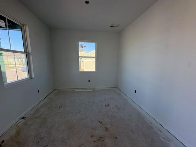 116 Cherry Blossom LN, Taylor, TX 76574