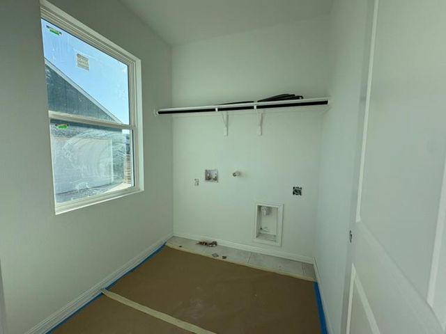 116 Cherry Blossom LN, Taylor, TX 76574