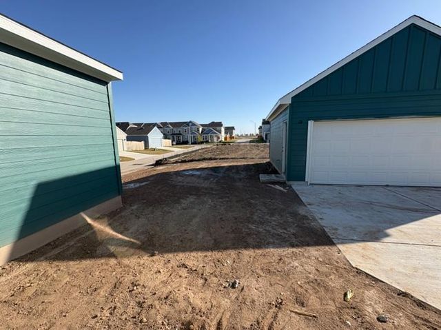 116 Cherry Blossom LN, Taylor, TX 76574