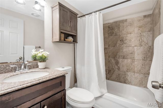 23 Covert Lane, Ellisville, MO 63021