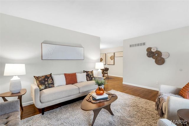 23 Covert Lane, Ellisville, MO 63021