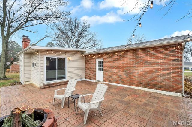 23 Covert Lane, Ellisville, MO 63021