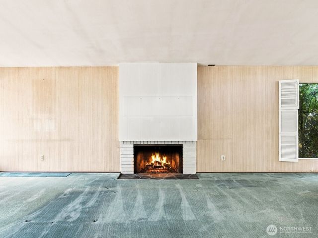 17805 NE 9th Street, Bellevue, WA 98008