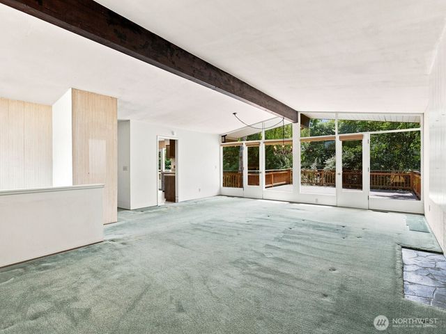 17805 NE 9th Street, Bellevue, WA 98008