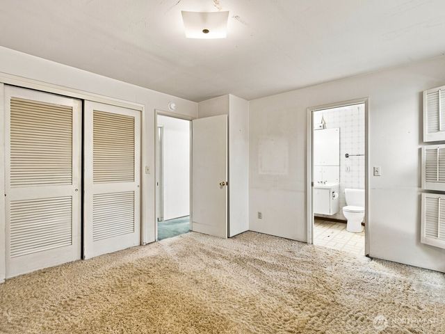 17805 NE 9th Street, Bellevue, WA 98008