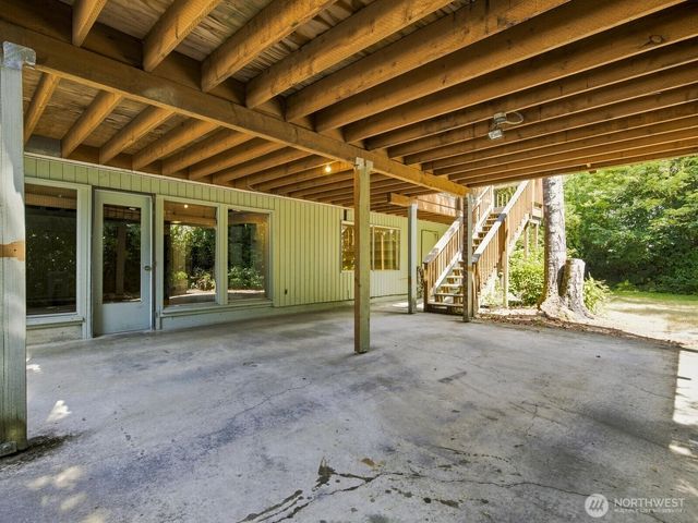 17805 NE 9th Street, Bellevue, WA 98008