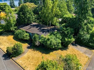 17805 NE 9th Street, Bellevue, WA 98008
