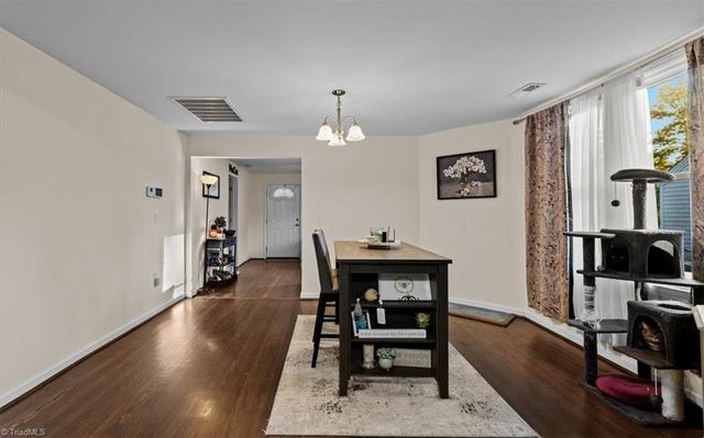 804 Wentworth Street, Reidsville, NC 27320
