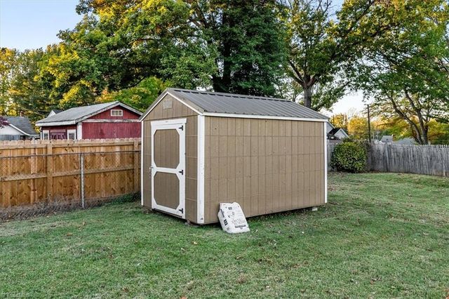 804 Wentworth Street, Reidsville, NC 27320