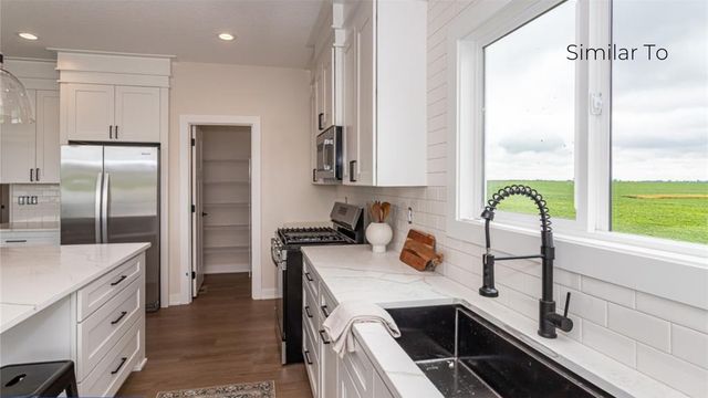 1320 NW Yorktown Drive, Waukee, IA 50263