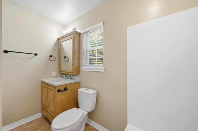 728 W Walker Street, Denison, TX 75020