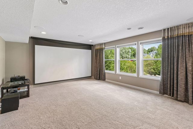 3604 Sawgrass Trail S, Eagan, MN 55123
