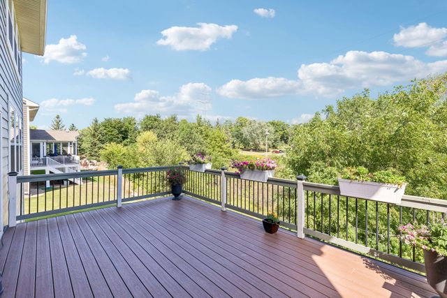 3604 Sawgrass Trail S, Eagan, MN 55123