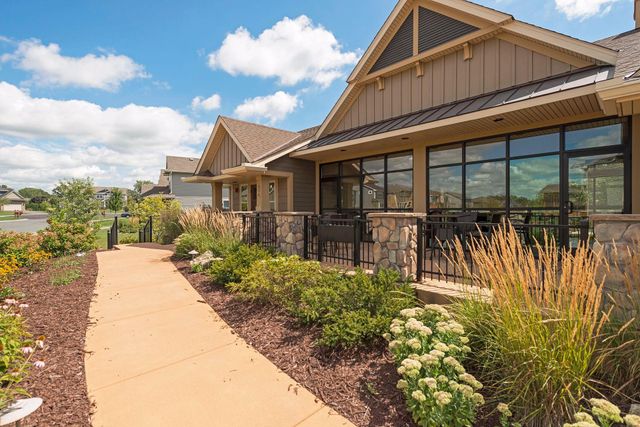 3604 Sawgrass Trail S, Eagan, MN 55123