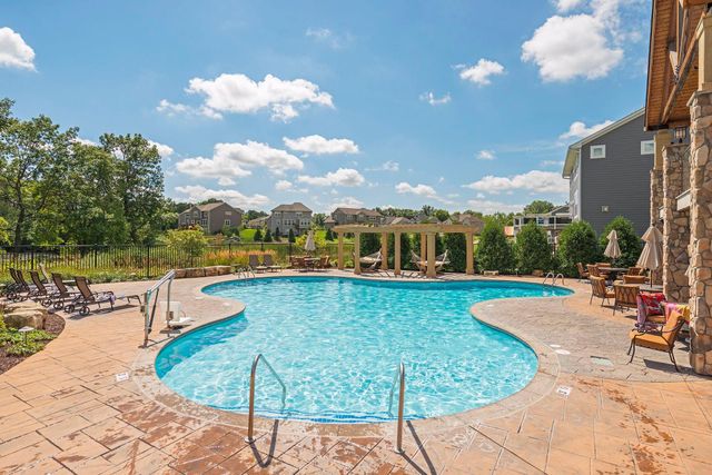 3604 Sawgrass Trail S, Eagan, MN 55123