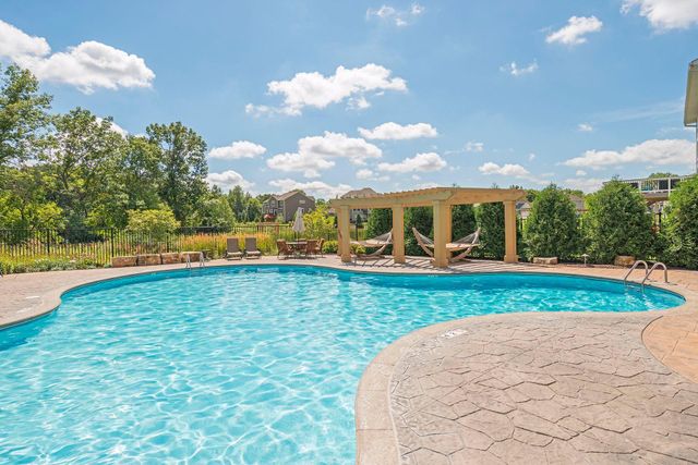 3604 Sawgrass Trail S, Eagan, MN 55123