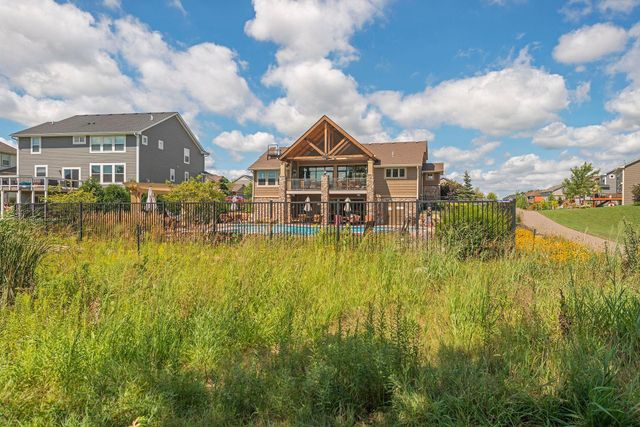 3604 Sawgrass Trail S, Eagan, MN 55123
