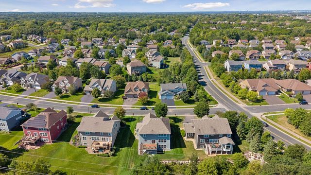 3604 Sawgrass Trail S, Eagan, MN 55123