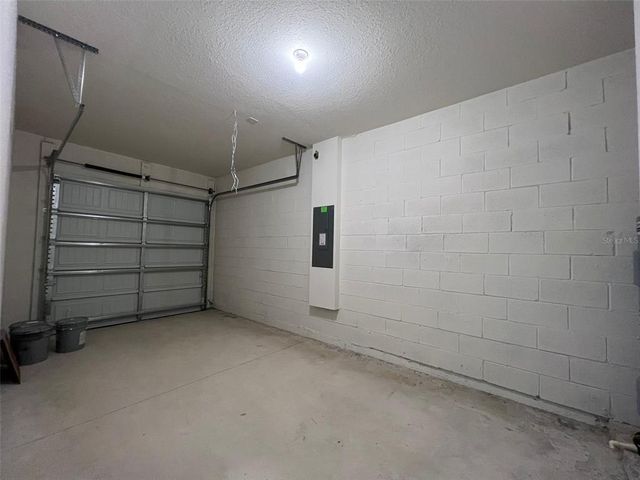 1041 BLUE JAY DRIVE, Davenport, FL 33837
