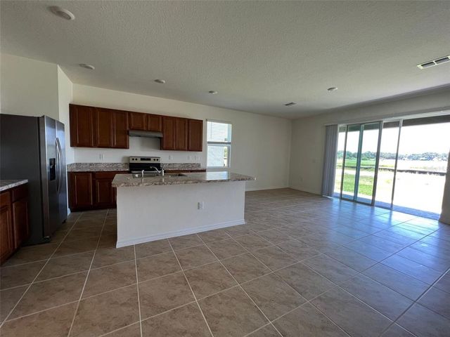 1041 BLUE JAY DRIVE, Davenport, FL 33837