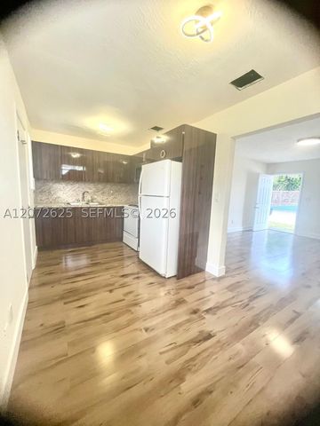 15350 NE 14th Ct, North Miami Beach, FL 33162