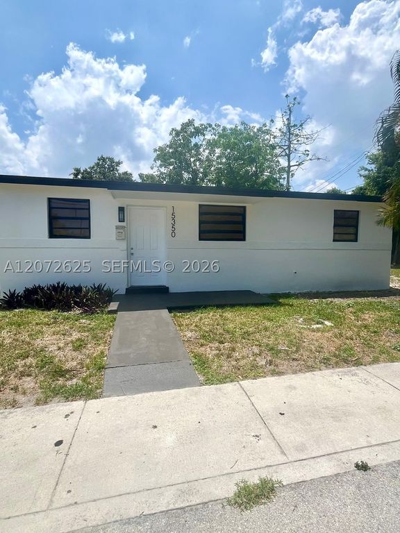 15350 NE 14th Ct, North Miami Beach, FL 33162