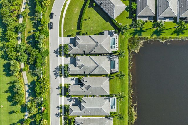 9266 MOUNTAIN PINE Grove, Boynton Beach, FL 33473