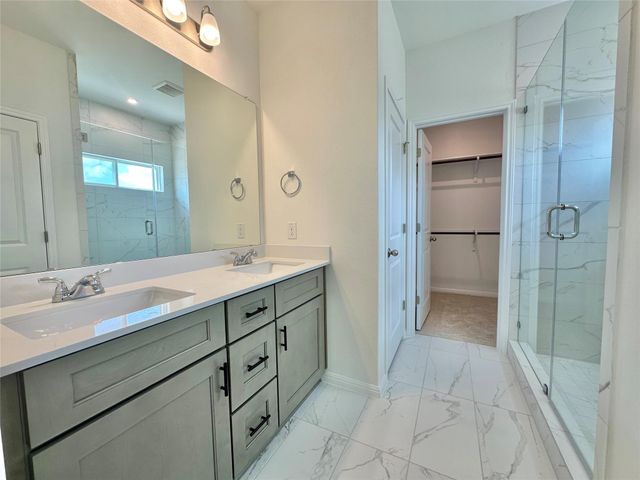 404 Young ST, Buda, TX 78610