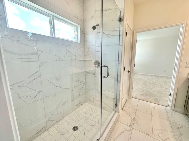 404 Young ST, Buda, TX 78610