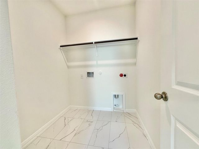 404 Young ST, Buda, TX 78610