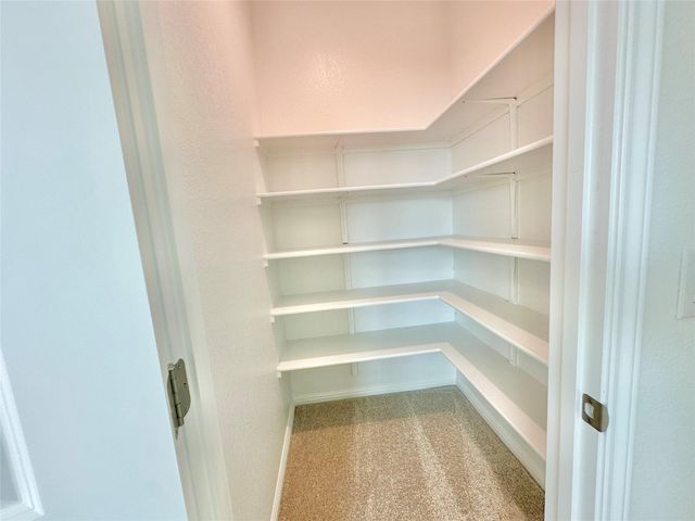 404 Young ST, Buda, TX 78610