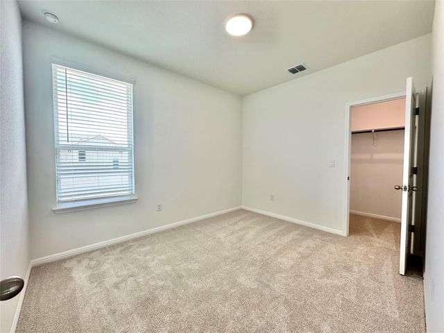 404 Young ST, Buda, TX 78610