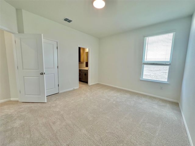 404 Young ST, Buda, TX 78610