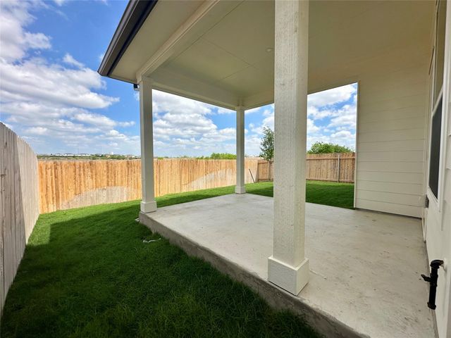 404 Young ST, Buda, TX 78610