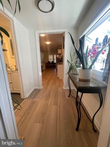 725 NEWTON, Barrington, NJ 08007