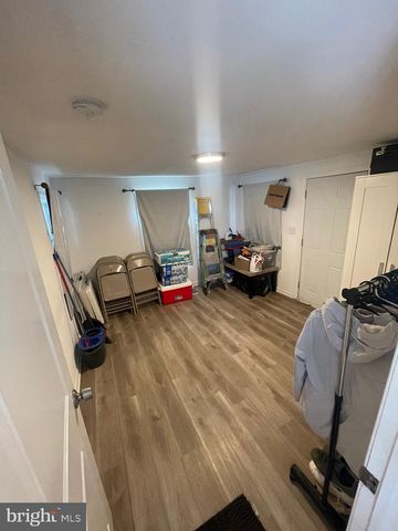 725 NEWTON, Barrington, NJ 08007