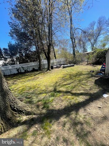 725 NEWTON, Barrington, NJ 08007