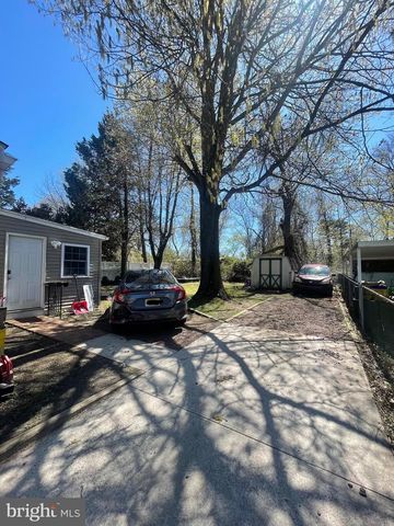 725 NEWTON, Barrington, NJ 08007