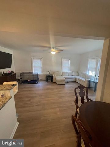 725 NEWTON, Barrington, NJ 08007