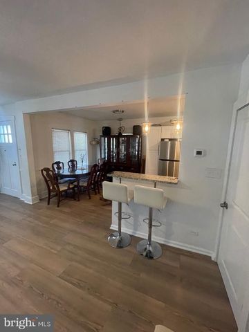 725 NEWTON, Barrington, NJ 08007